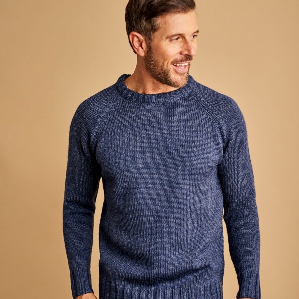 Learn how men should wear a sweater