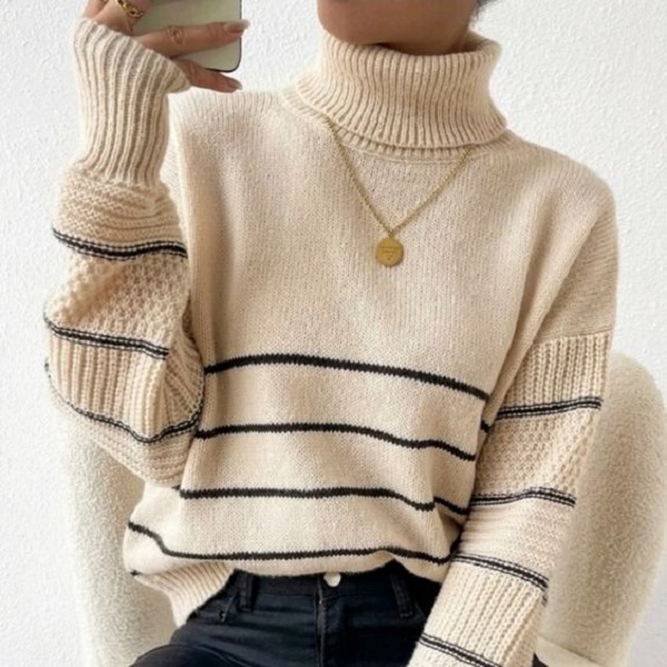 Learn how to style a turtleneck sweater 